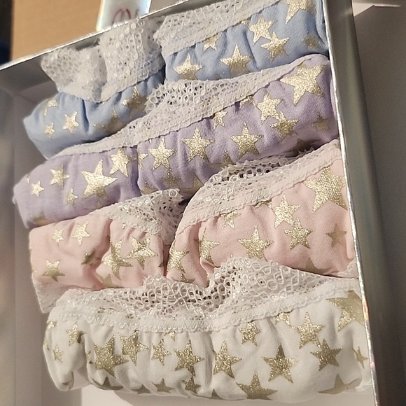 Stripe and Stare Gold Star Knickers Set - 150th Anniversary Exclusive - Picture 4 of 4